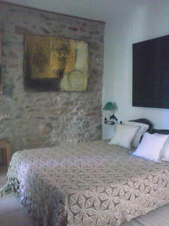 La Maison Du Ruisseau Conilhac-Corbières Szoba fotó